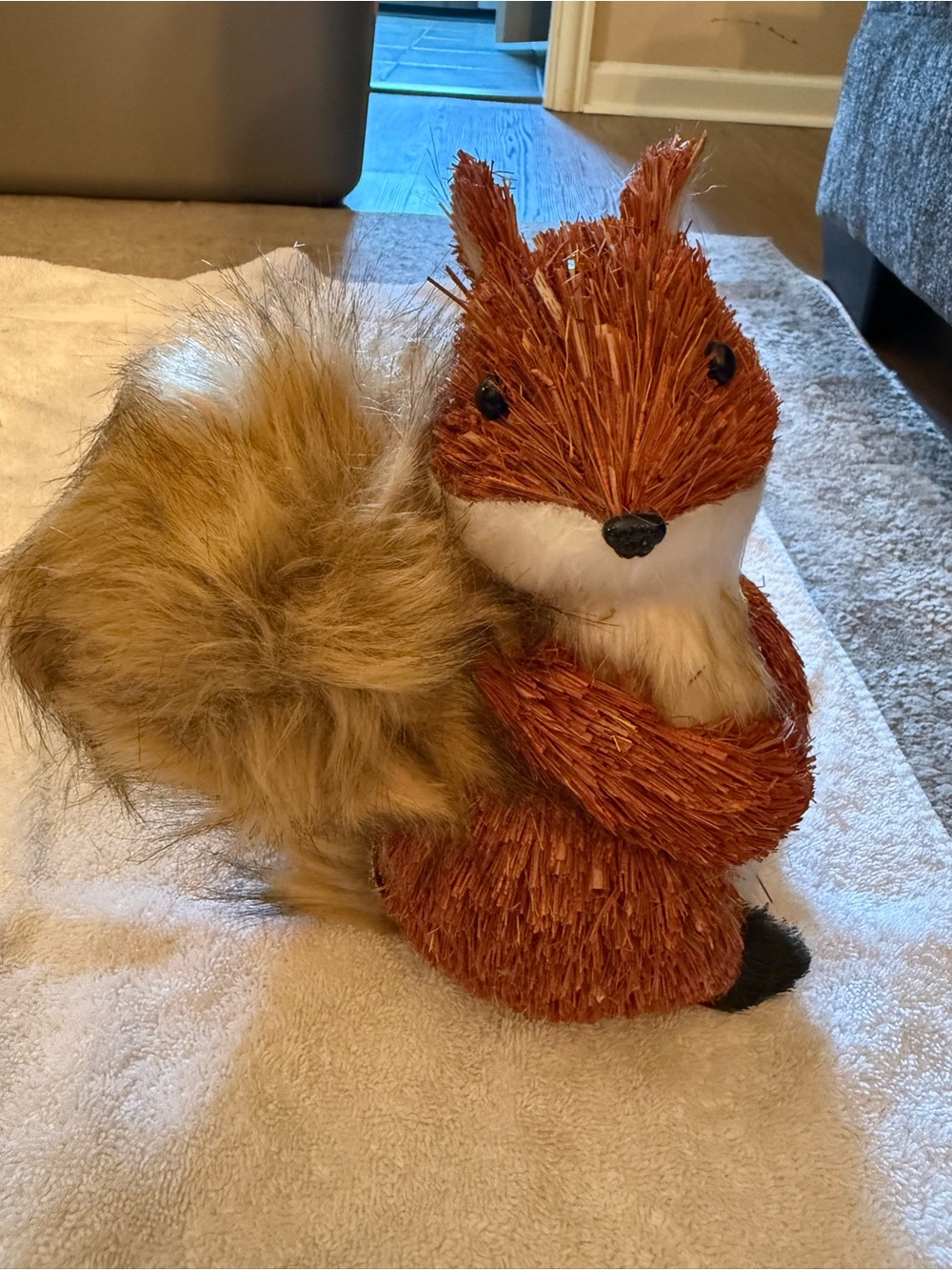 Pier 1 Woodland Fall Decorative Squirrel